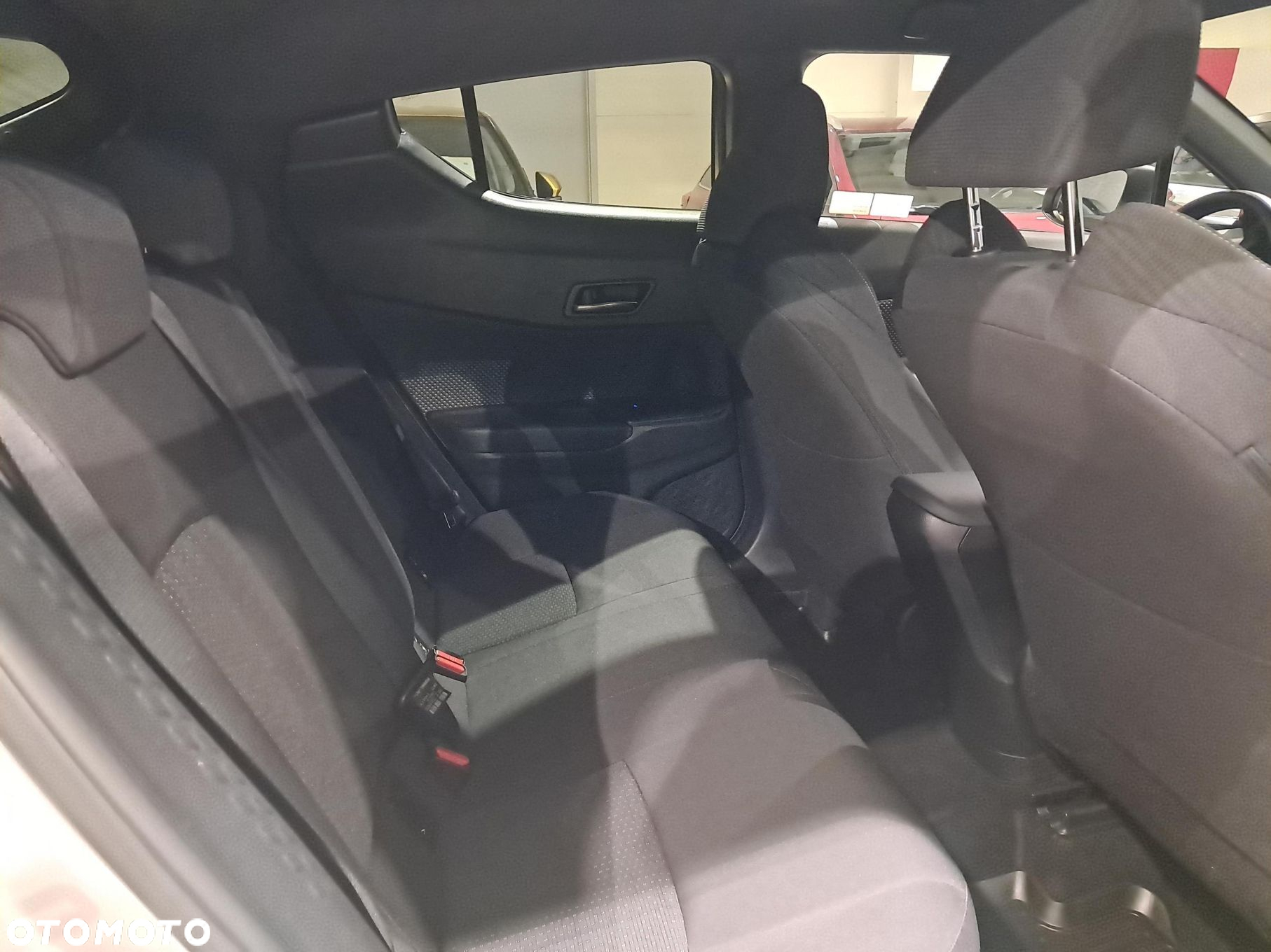 Toyota C-HR 1.8 Hybrid Premium - 10