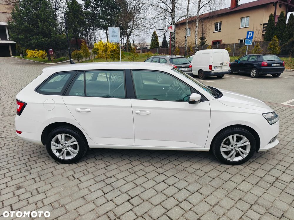 Skoda Fabia 1.0 Ambition - 13