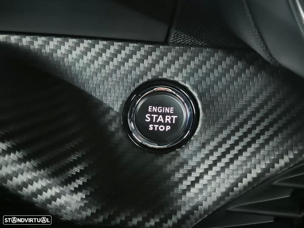 Peugeot 2008 1.5 BlueHDi GT Pack EAT8 - 47