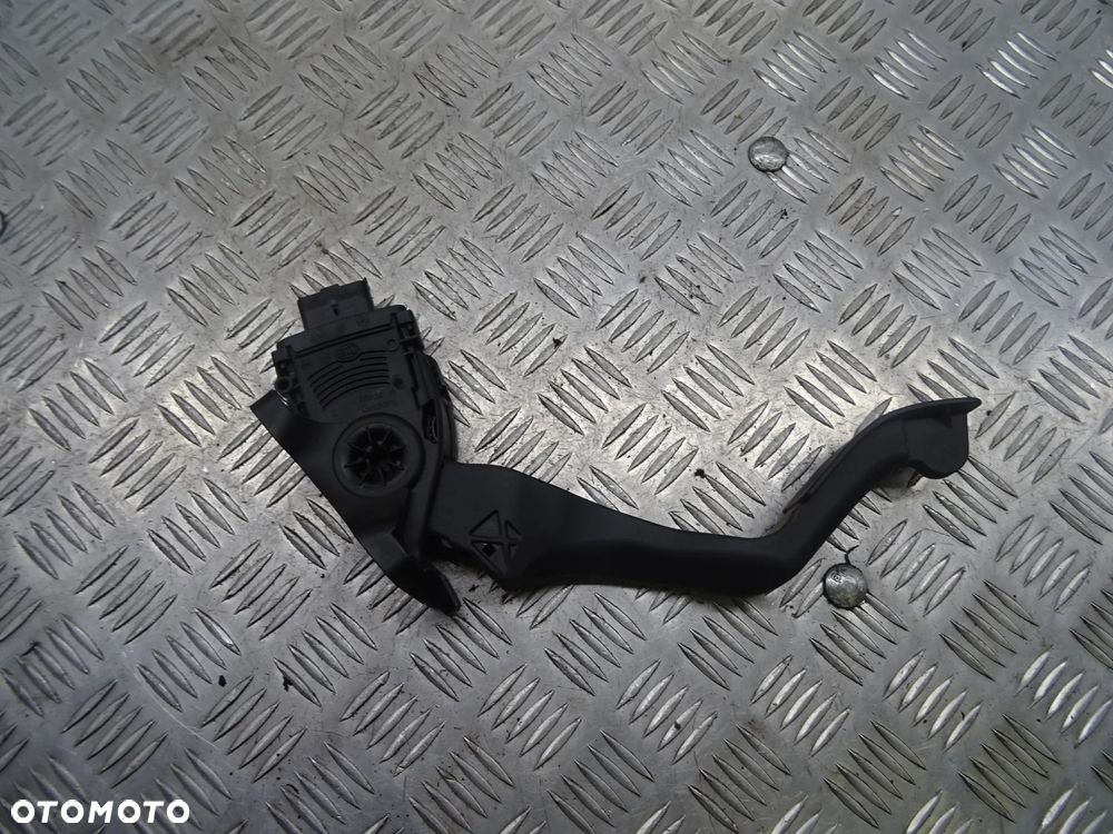 PEUGEOT 207 1.6B POTENCJOMETR GAZU - 2