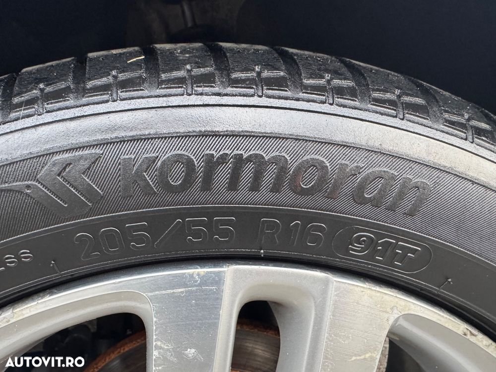 Volkswagen Golf 1.9 TDI Comfortline - 16