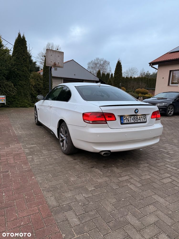 BMW Seria 3 320d - 13