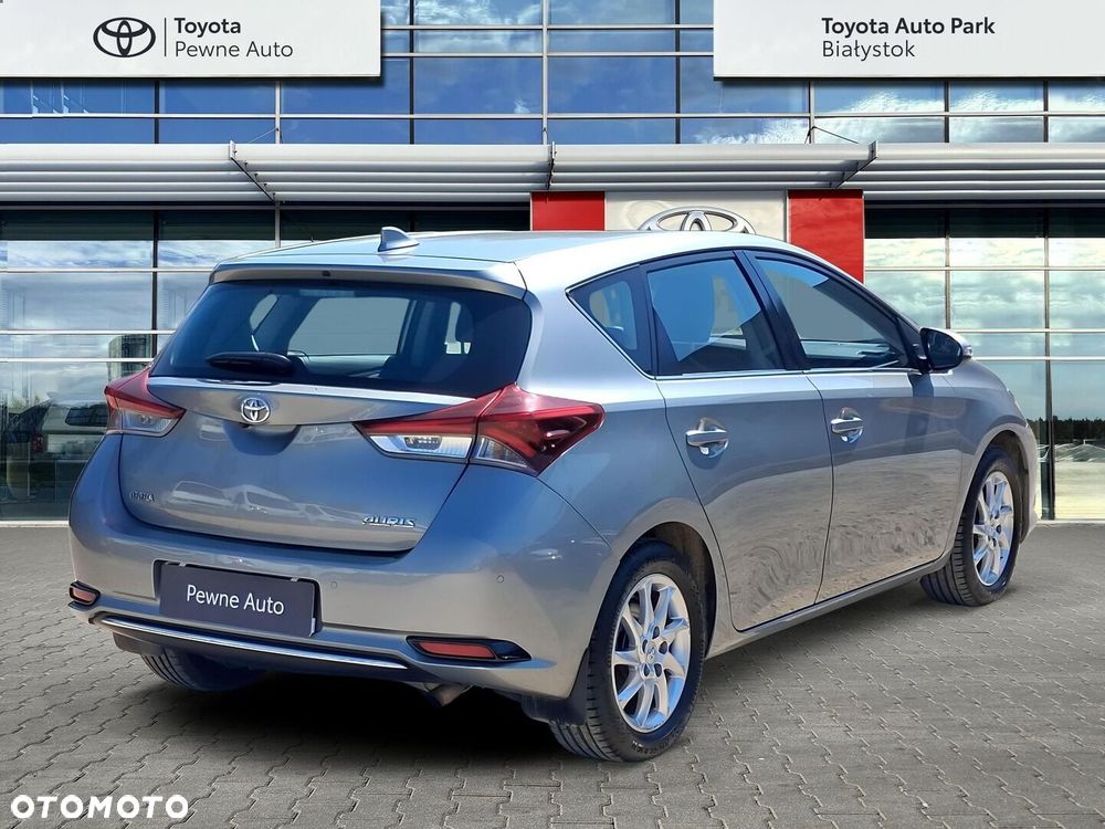 Toyota Auris 1.6 Comfort - 5