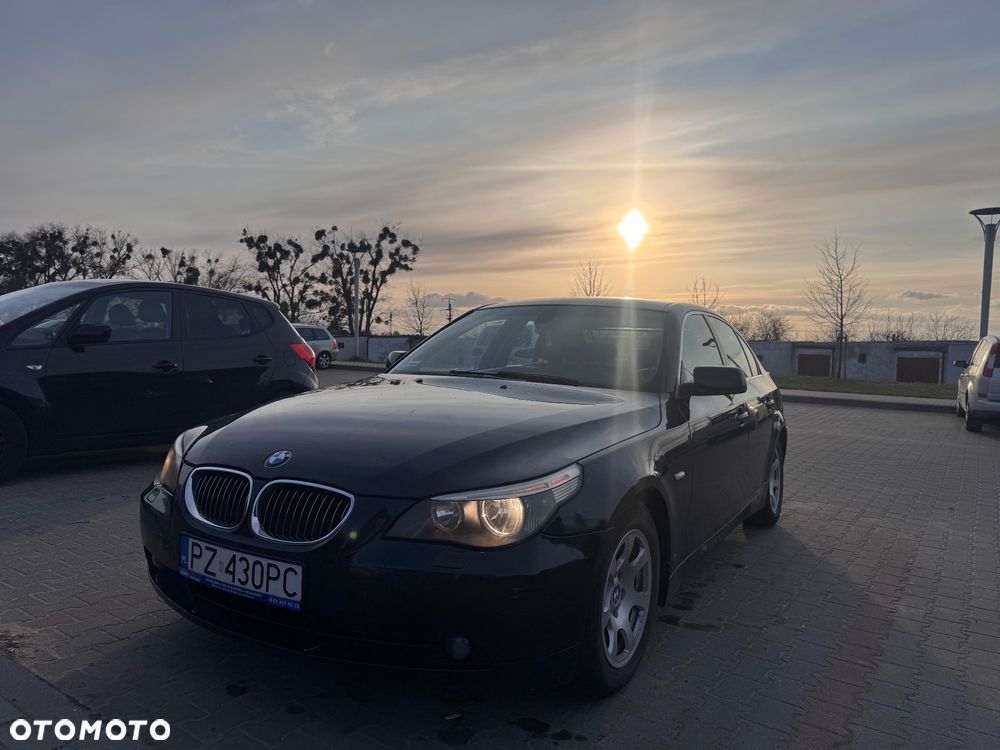 BMW Seria 5 523i - 16