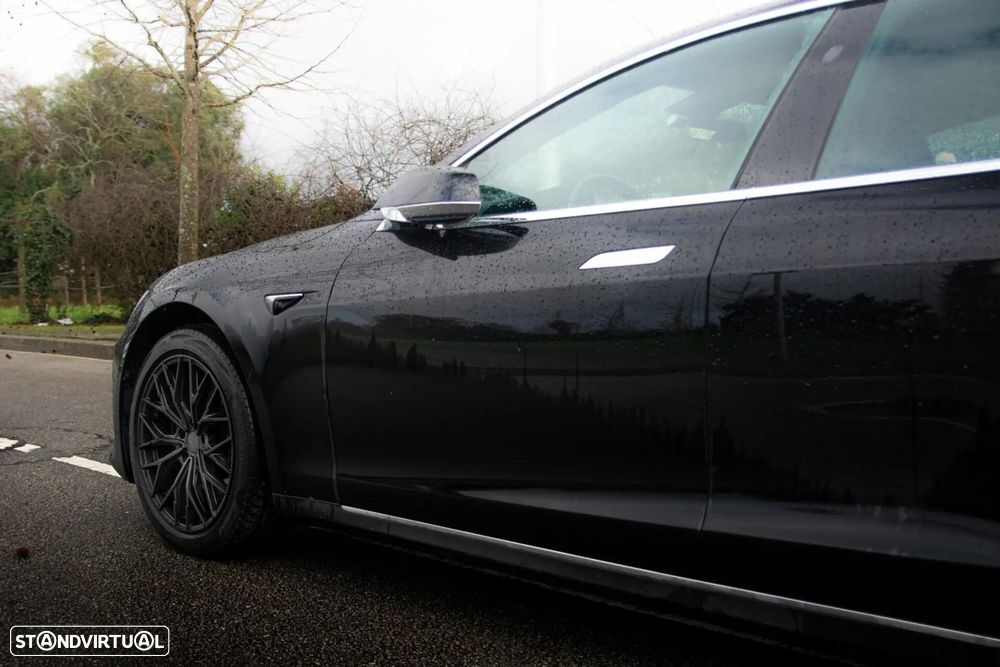 Tesla Model S 100D - 14