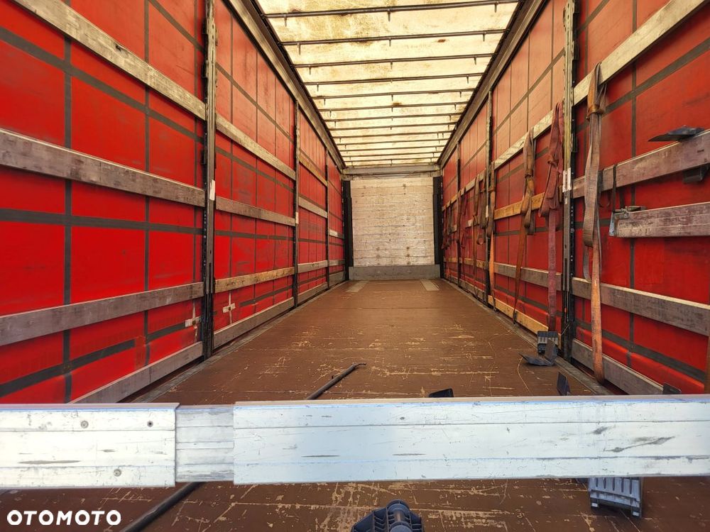 Schmitz Cargobull SCS Mega Varios; dach podnoszony; koła 385/55 R22,5 - 20