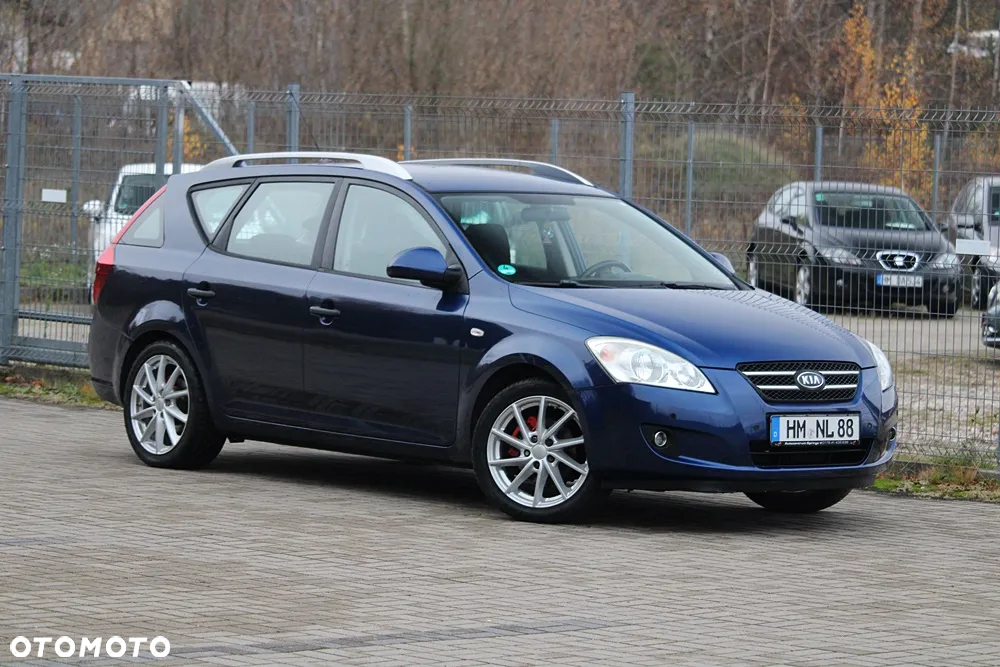 Kia Ceed - 3