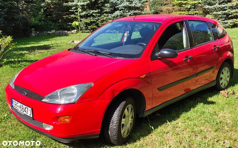 Ford Focus 1.6 Ambiente - 2