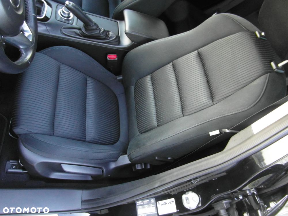 Mazda 6 2.0 Kombi SKYACTIV-G Center-Line - 17