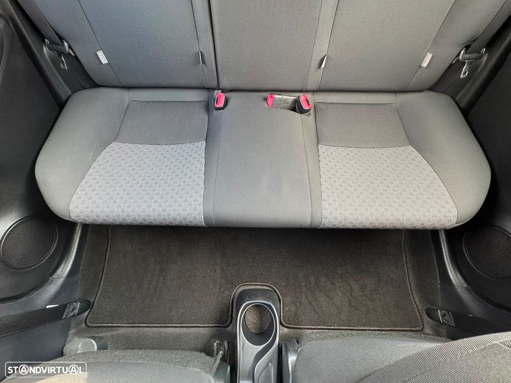 Toyota Yaris 1.0 VVT-i Comfort+P.Style - 18
