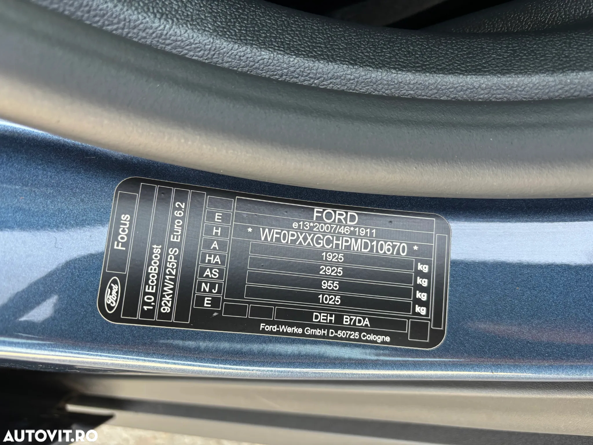 Ford Focus 1.0 EcoBoost Connected - 39