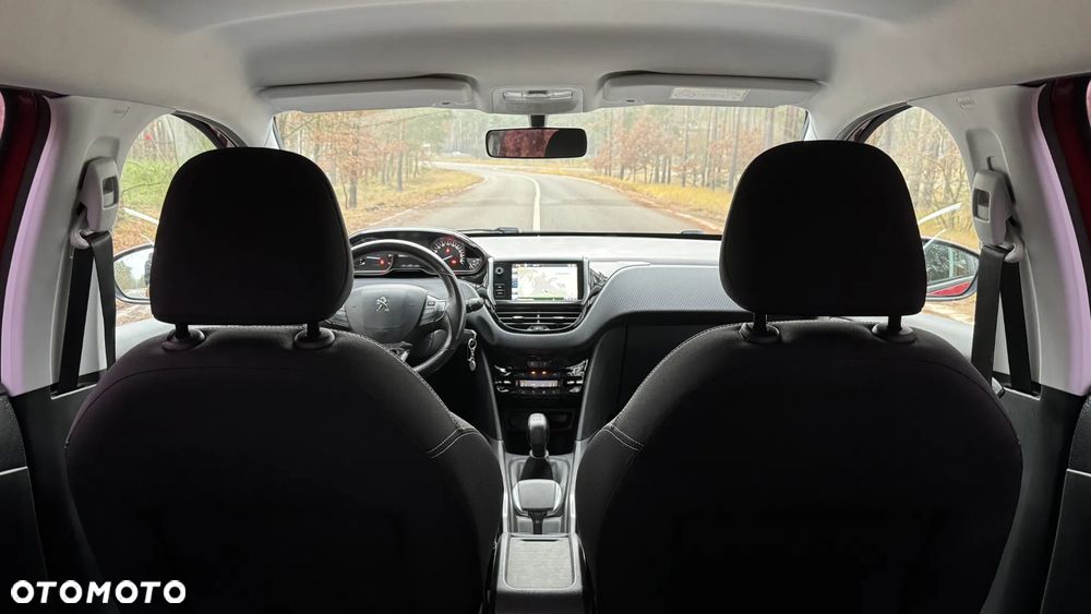 Peugeot 2008 1.2 Pure Tech Active S&S - 19