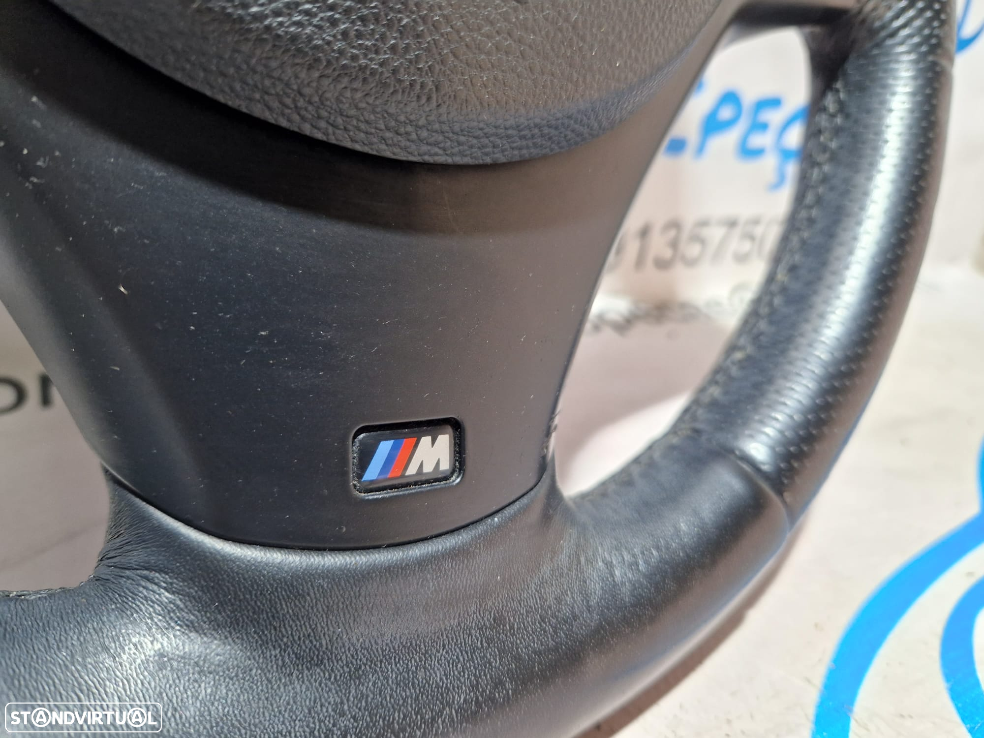 .VOLANTE BMW PACK M SERIE 1 E81 E82 E87 E88 SERIE 3 E90 E91 E92 - 8