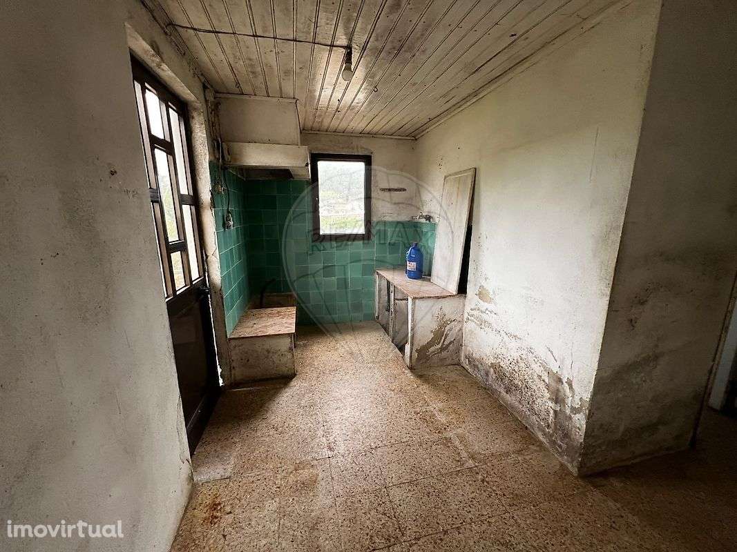 Moradia T2 para venda - Grande imagem: 2/14