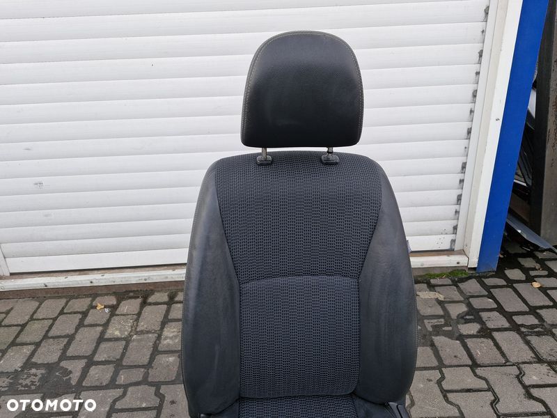 toyota verso i 1 lift fotel kierowcy lewy przód przedni półskóra uk - 3