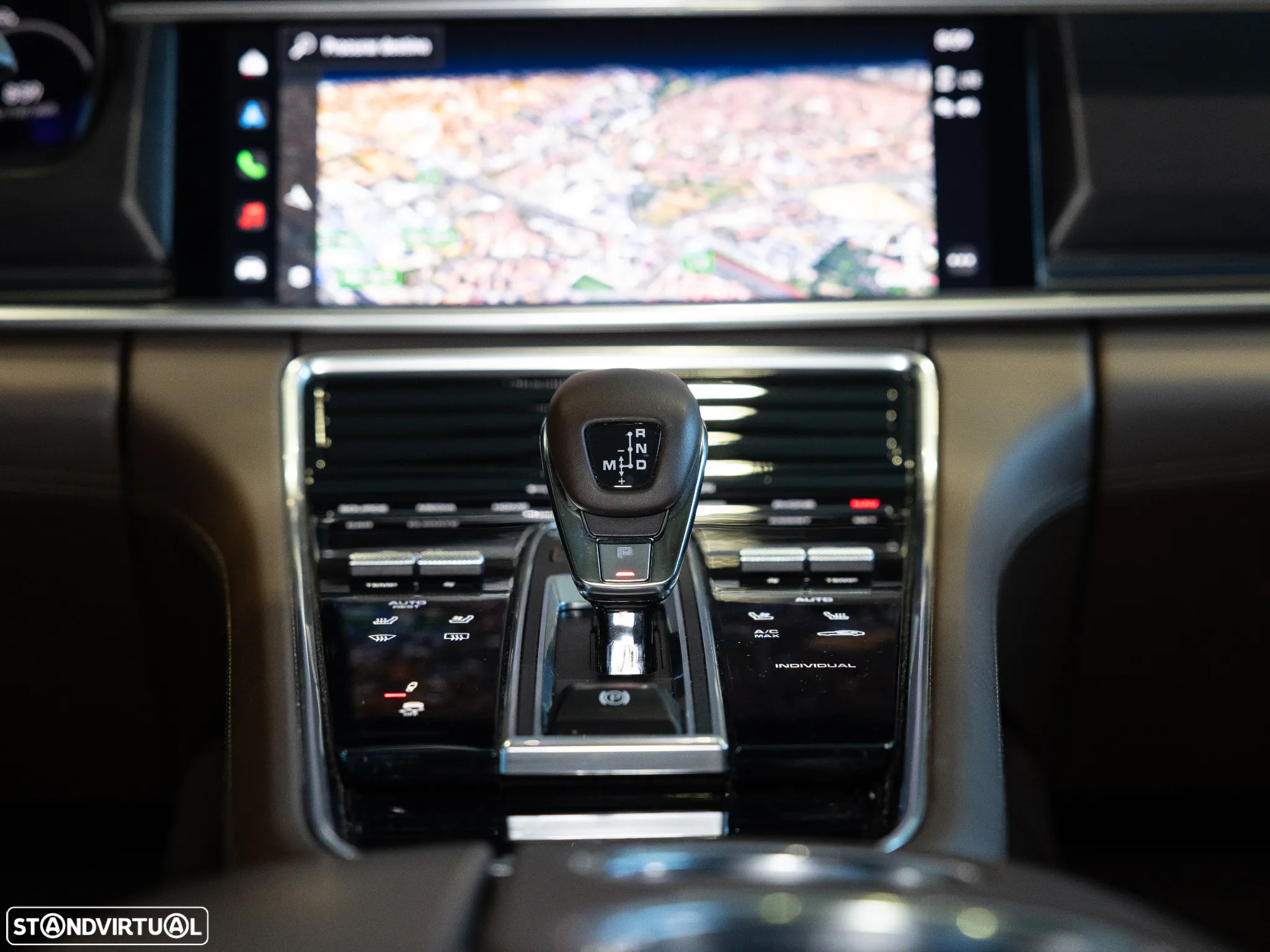 Porsche Panamera 4 E-Hybrid Platinum Edition - 49