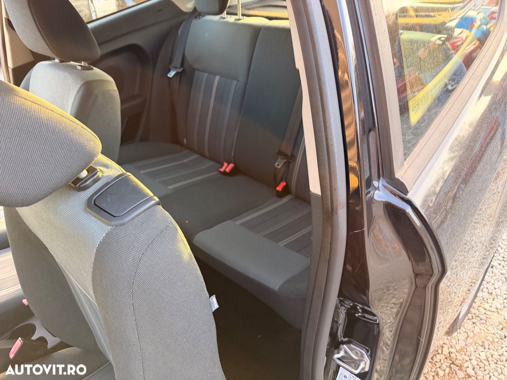 Ford Fiesta - 13