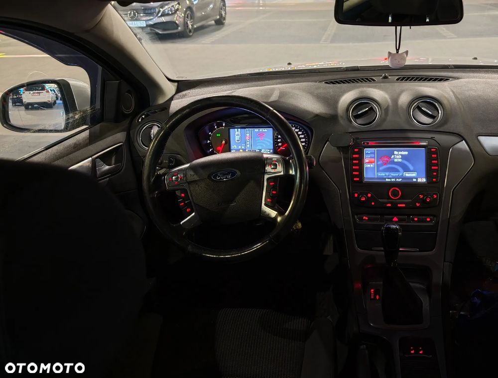 Ford Mondeo 2.0 TDCi Titanium - 12