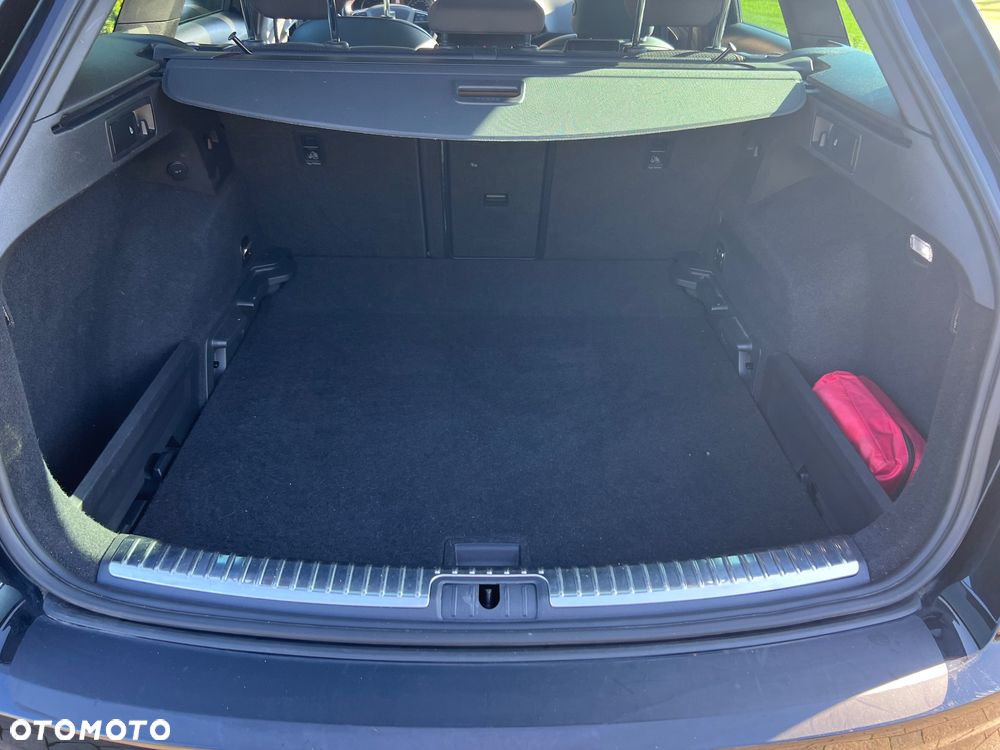 Seat Leon 2.0 TDI DPF Start&Stop DSG FR - 11