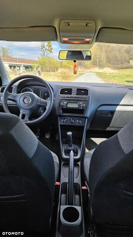 Volkswagen Polo 1.6 TDI DPF BlueMot Highline - 6