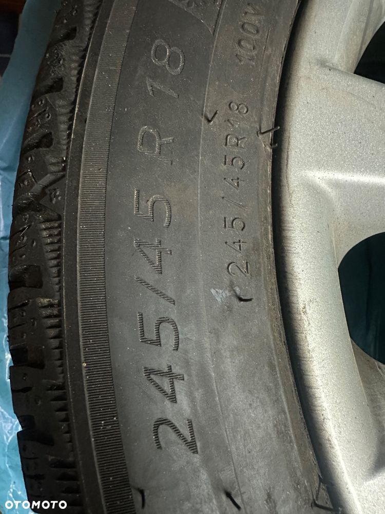 Oryginalne felgi 18” z oponami Michelin Pilot 7 - 3