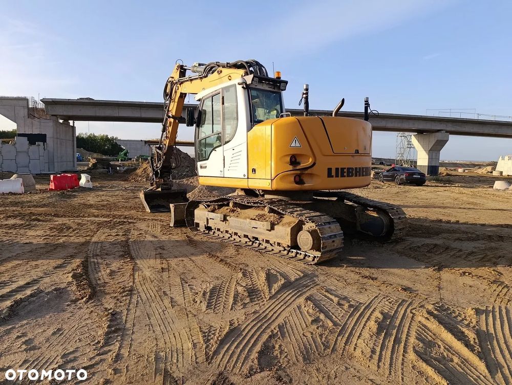 Liebherr R 914 Compact - 4