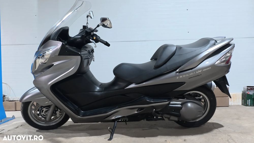 Suzuki AN 400 Burgman - 2