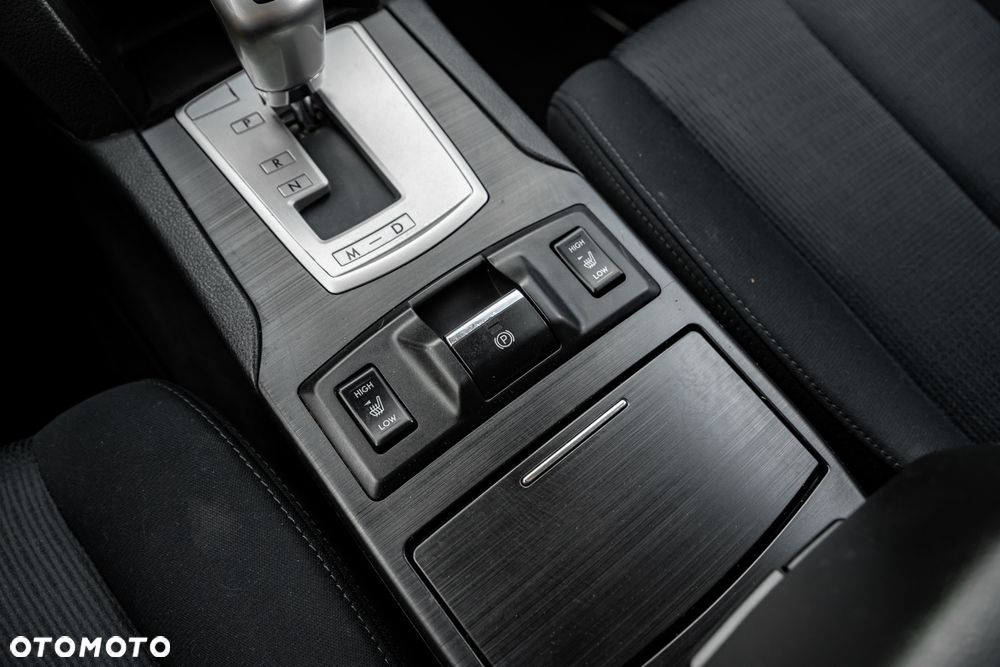 Subaru Legacy 2.0i Lineartronic Active - 37