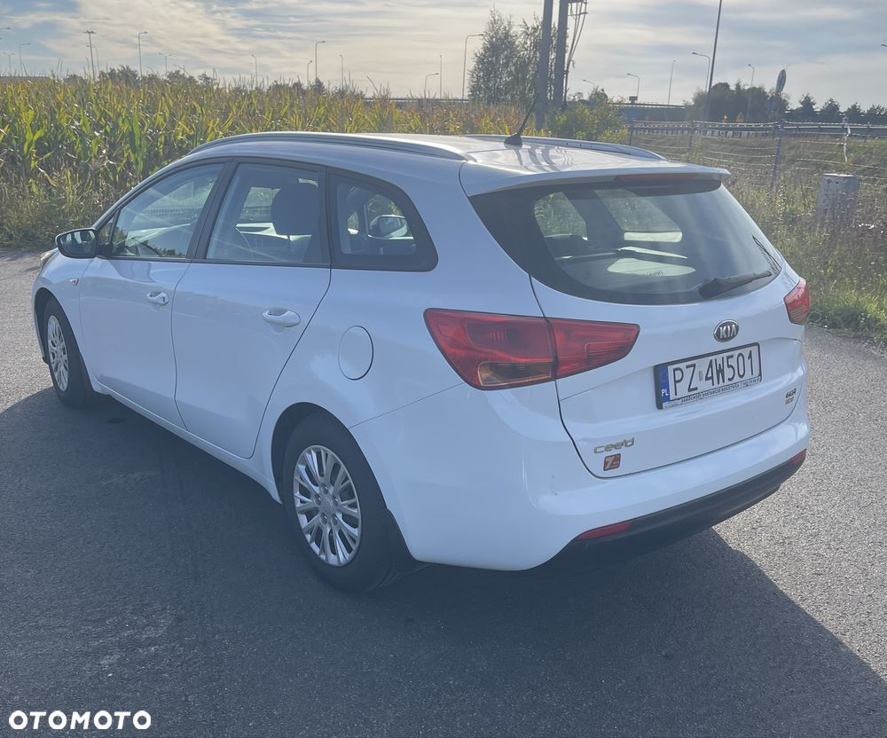 Kia Ceed 2013 photo 3