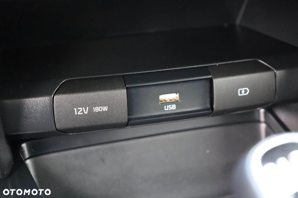 Kia Ceed 1.5 T-GDI M - 26
