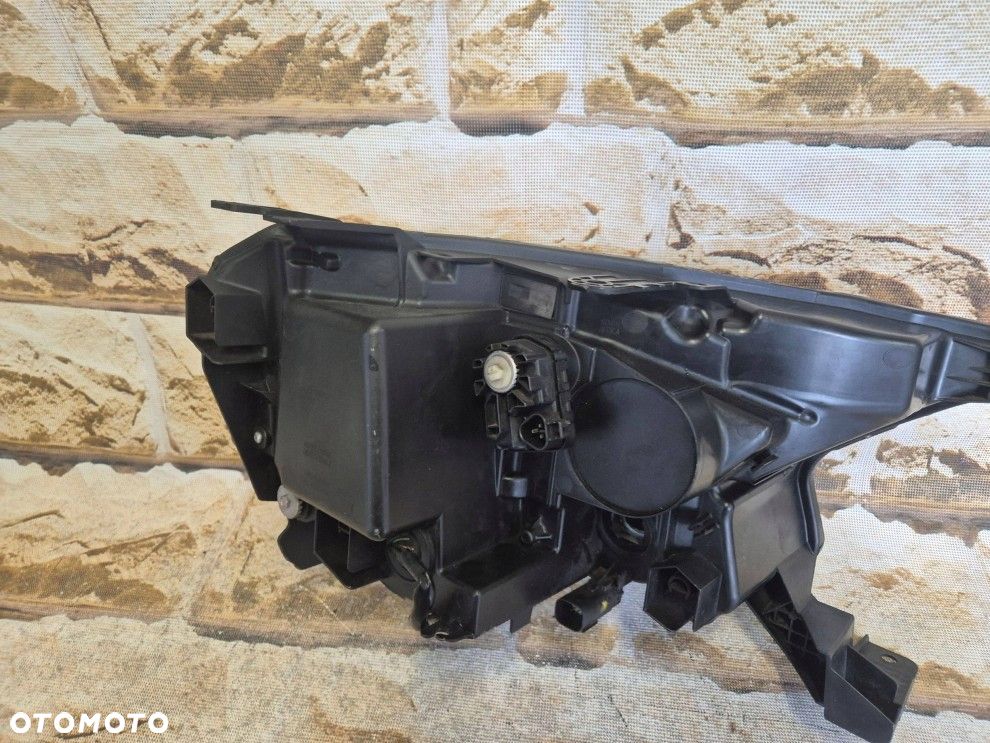 Reflektor Przód strona lewa Ford Ranger full led - 7