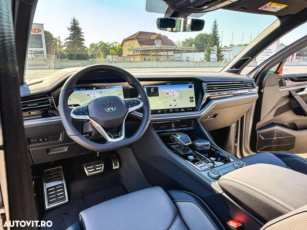 Volkswagen Touareg V6 TDI 4MOTION R-Line - 17