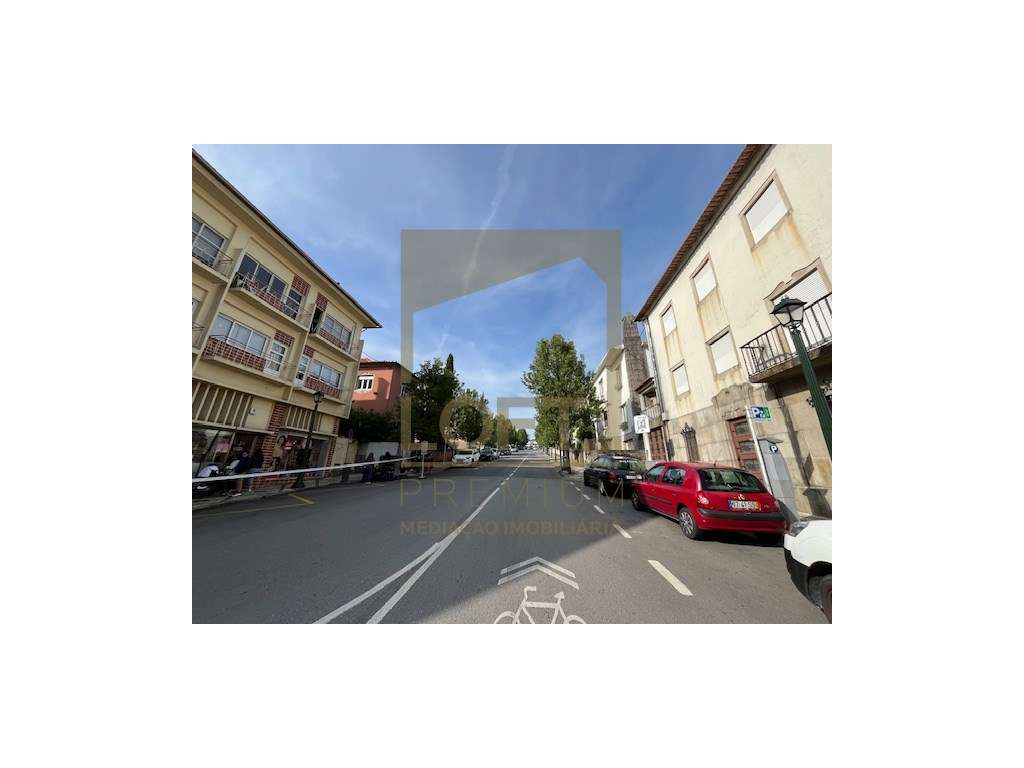 Moradia para Serviços no Centro de Guimarães - Grande imagem: 3/4