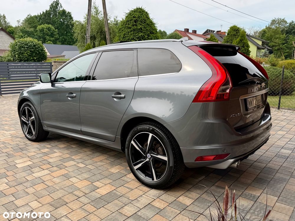 Volvo XC 60 D4 Drive-E R-Design Momentum - 4