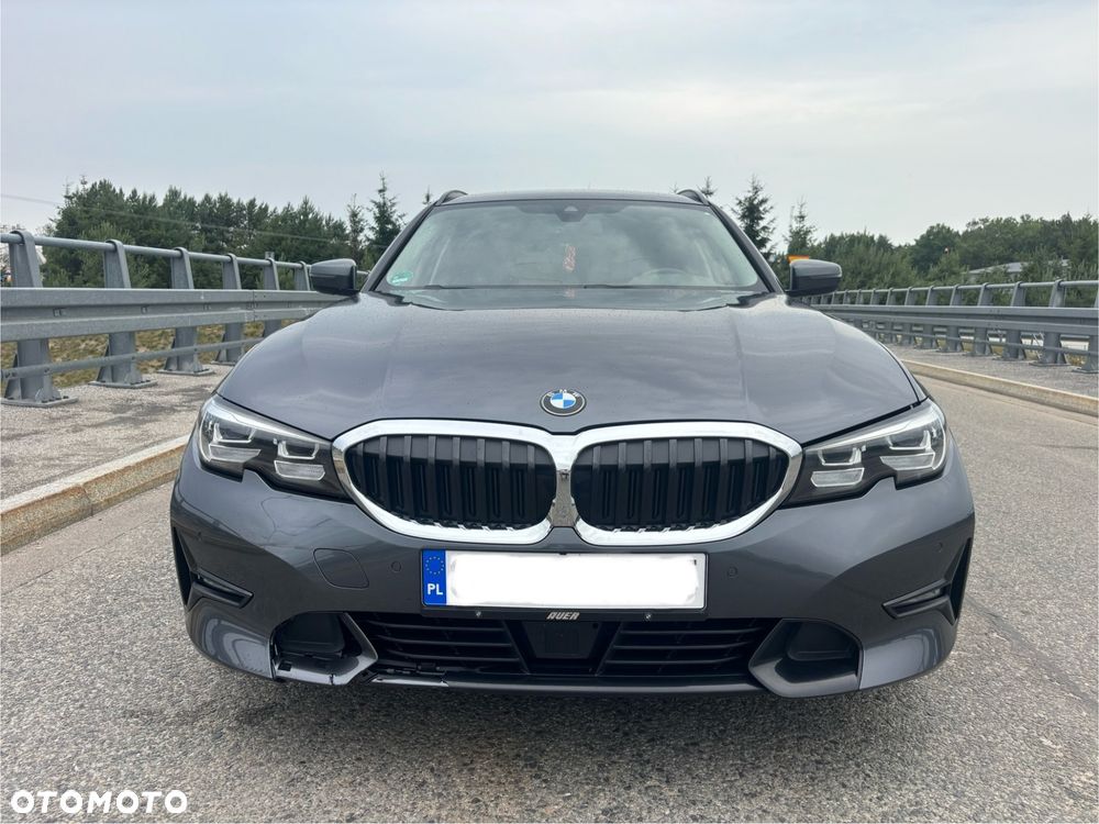 BMW Seria 3 318d Sport Line Shadow - 6