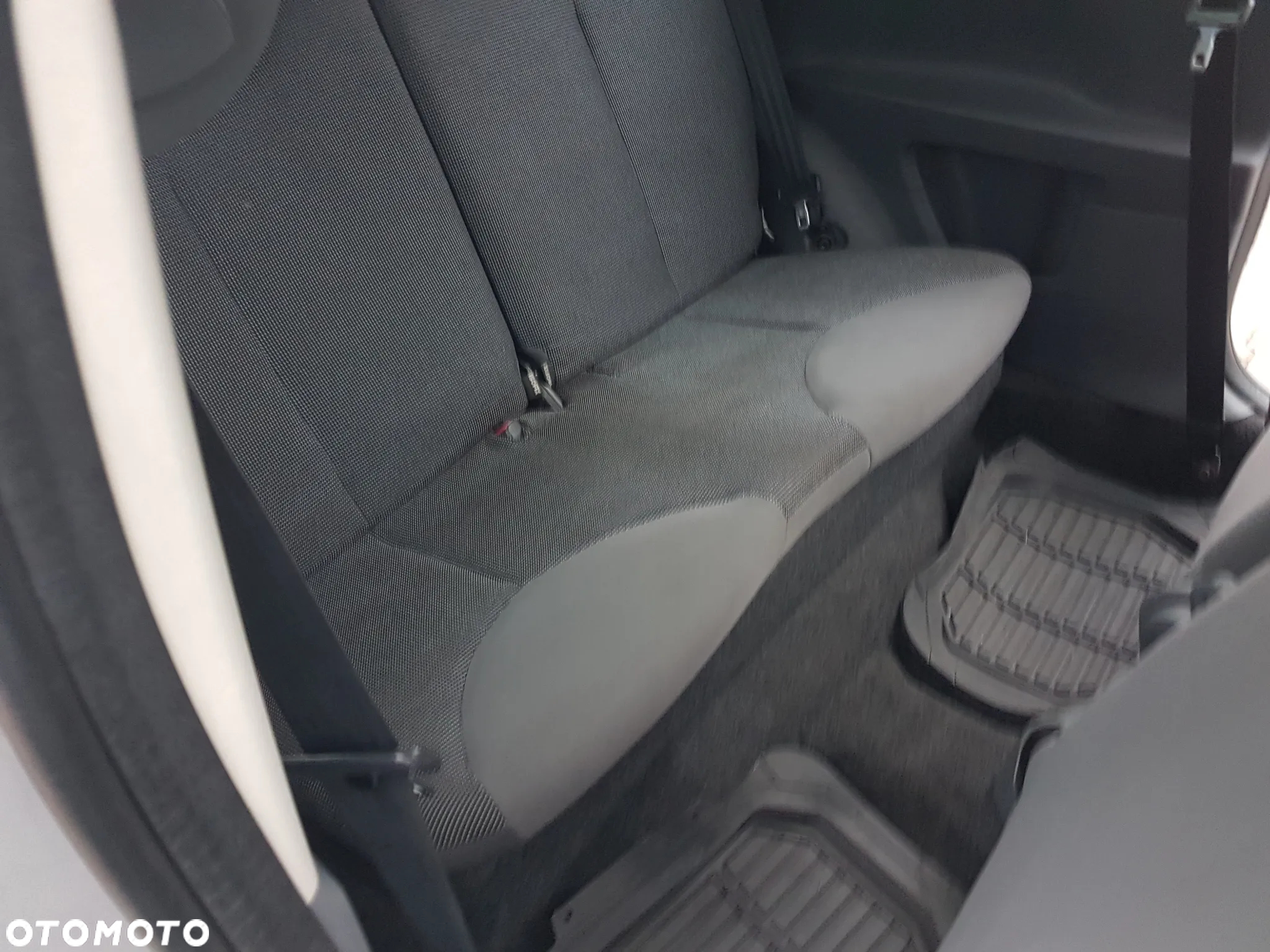 Peugeot 107 - 14