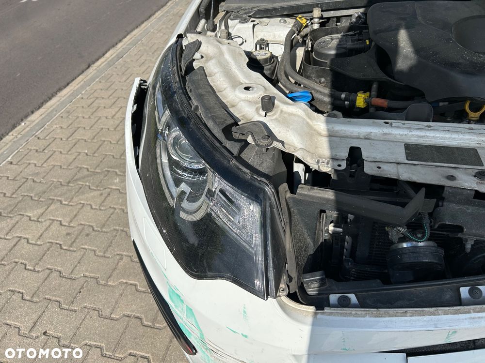 Land Rover Discovery Sport - 28