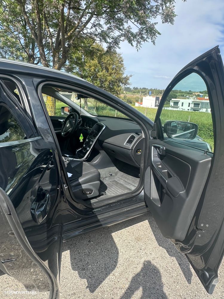 Volvo XC 60 - 3