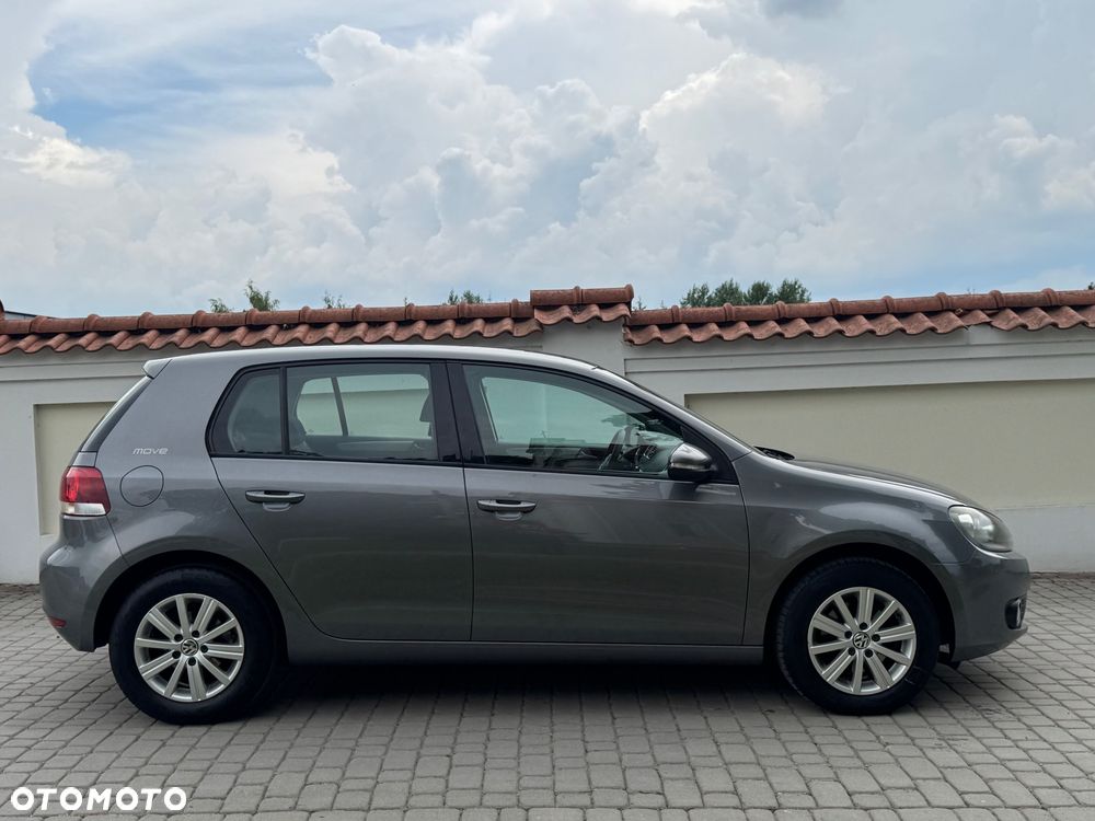 Volkswagen Golf - 24