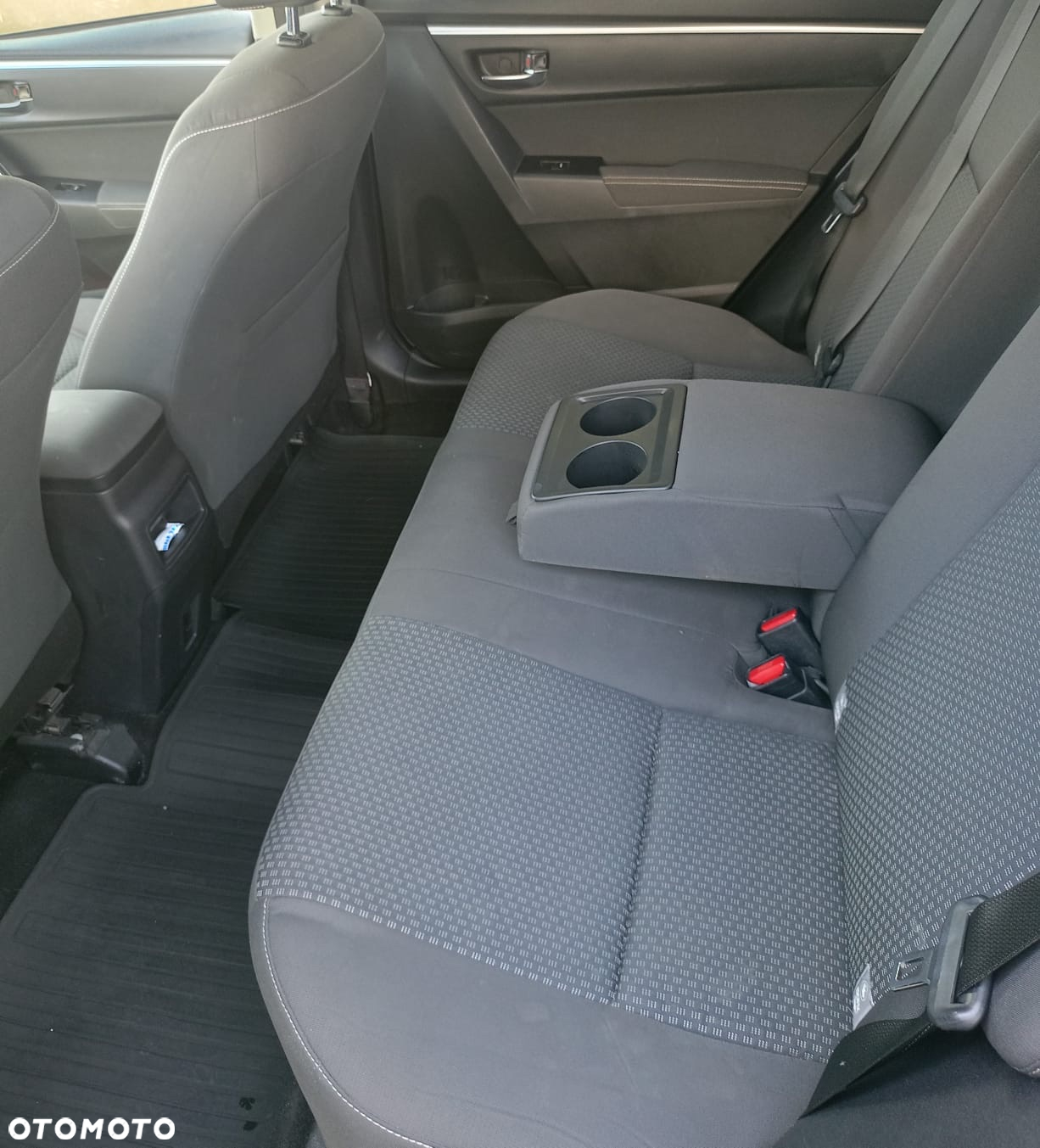 Toyota Corolla 1.6 Comfort - 7