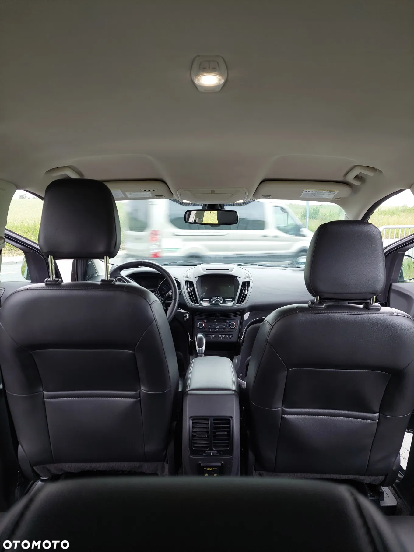 Ford Escape 2.0 EcoBoost AWD Titanium - 31