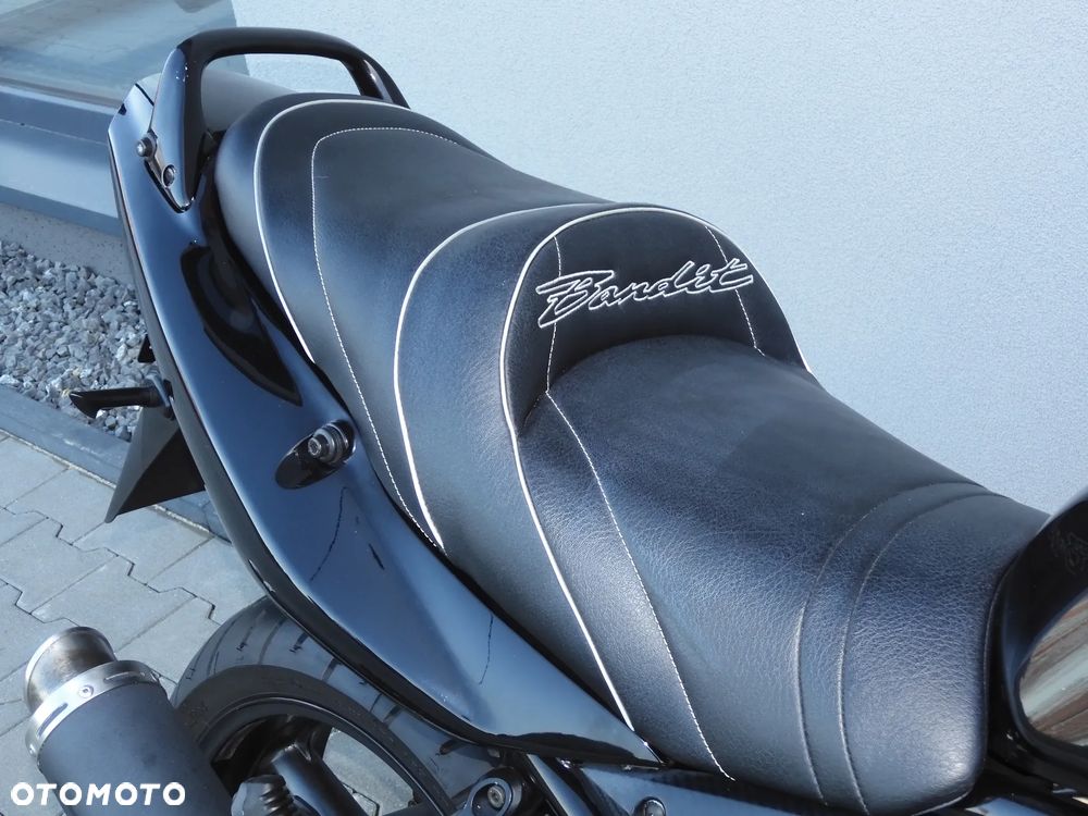 Suzuki Bandit - 25