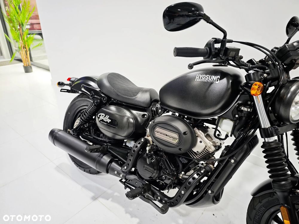 Hyosung GV - 11