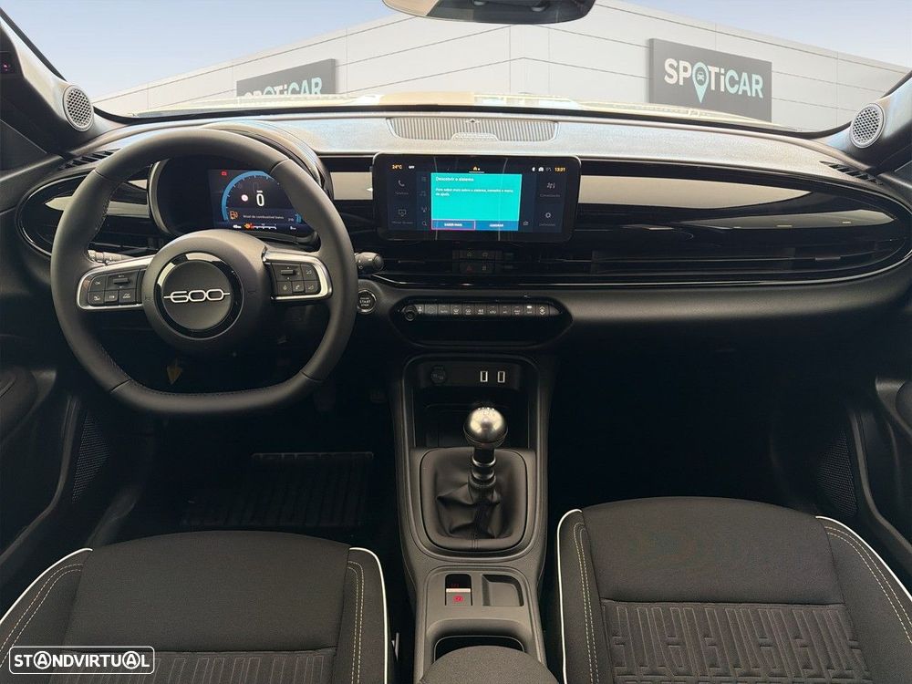 Fiat 600 1.2 Street - 4