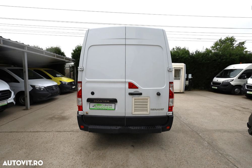 Renault Master L2H2 - 8