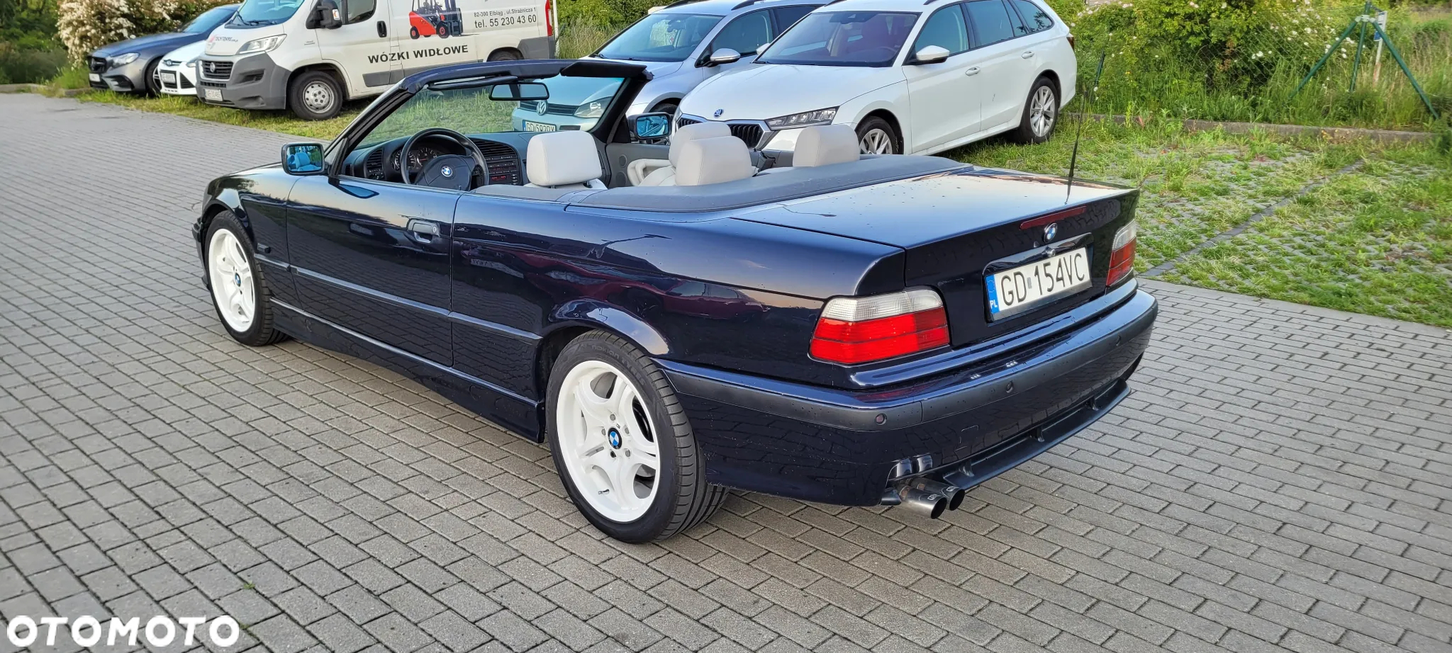 BMW Seria 3 318i Cabriolet - 14