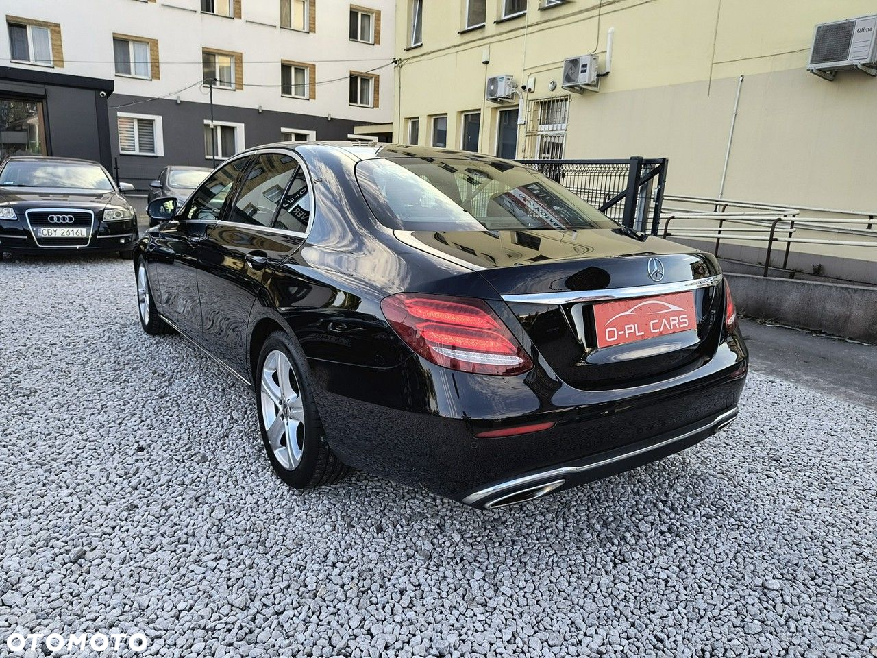 Mercedes-Benz Klasa E 400 4-Matic 9G-TRONIC - 7