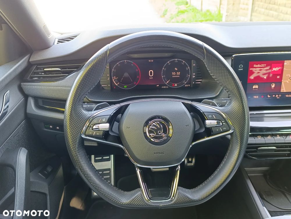 Skoda Octavia 2.0 TDI DSG Sportline - 18