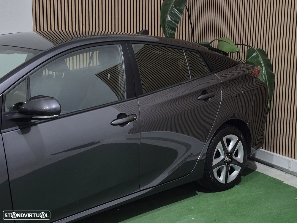 Toyota Prius 1.8 Luxury Pele - 5