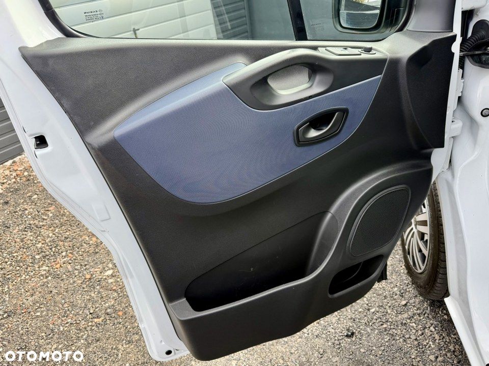 Opel Vivaro - 19